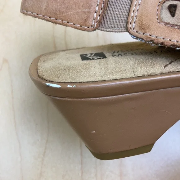 WHITE MOUNTAIN Leather Cut Out Sling Back Clogs Womens 9.5 - Picture 5 of 9